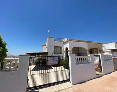 LJ00110 – A 3 Bedroom Quad property in excellent location
